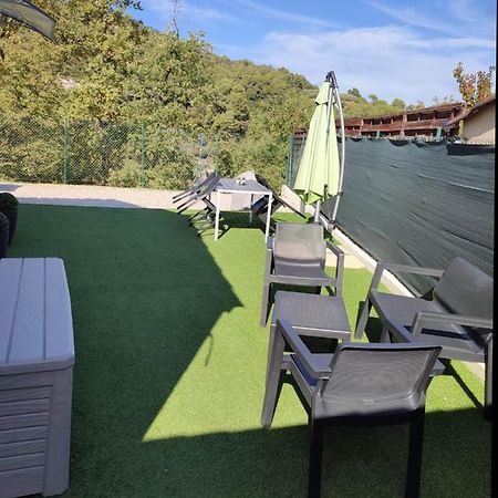 F1 Avec Un Espace Jardin Lejlighed Gattières Eksteriør billede