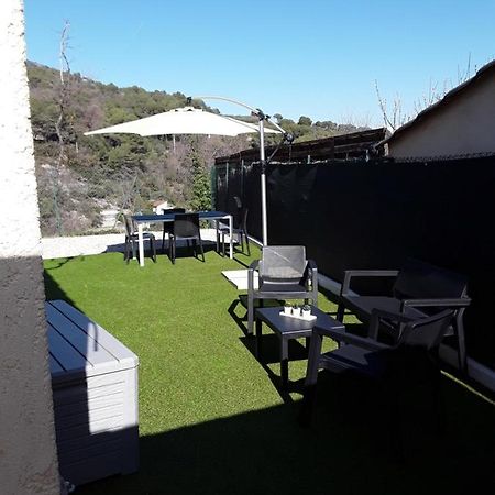 F1 Avec Un Espace Jardin Lejlighed Gattières Eksteriør billede
